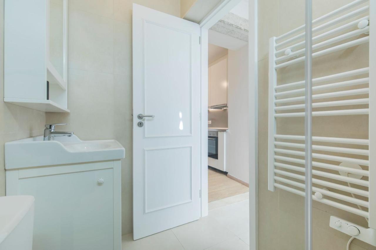 Lovelystay - Peaceful Central Apartment I Lissabon Buitenkant foto