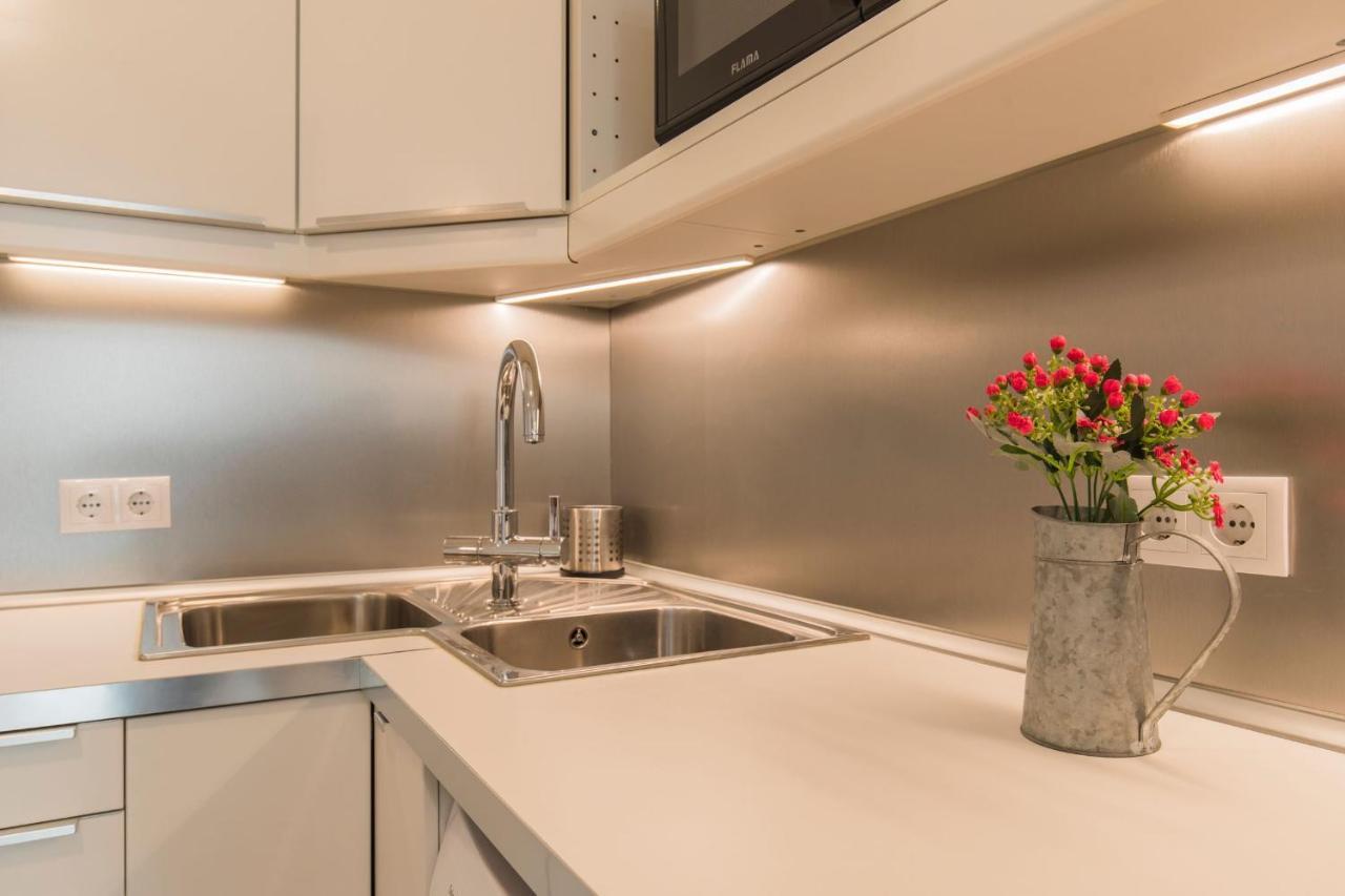 Lovelystay - Peaceful Central Apartment I Lissabon Buitenkant foto