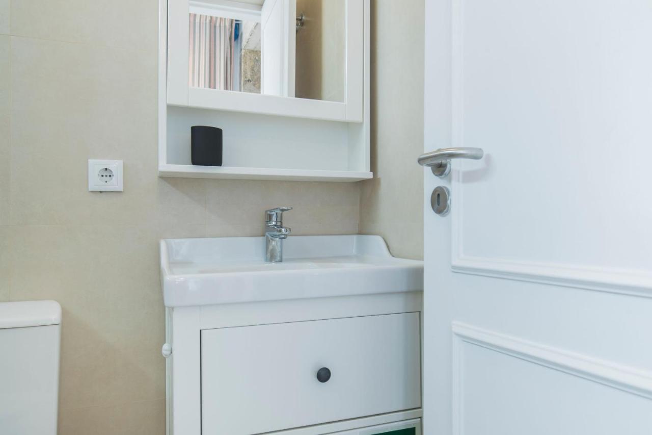 Lovelystay - Peaceful Central Apartment I Lissabon Buitenkant foto