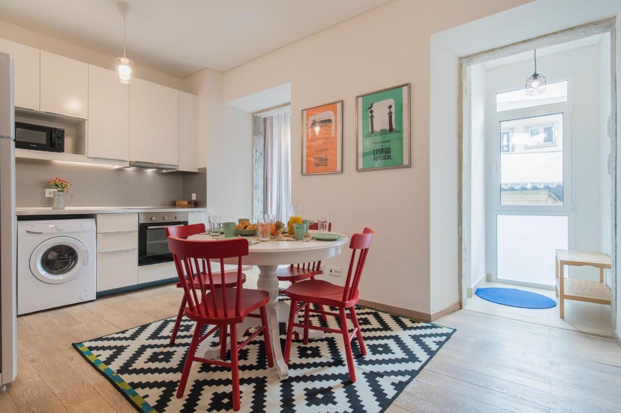 Lovelystay - Peaceful Central Apartment I Lissabon Buitenkant foto